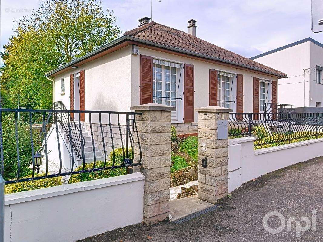 Maison à SAINT-MICHEL-SUR-ORGE