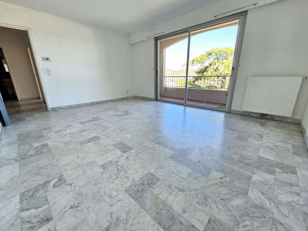 Appartement à HYERES