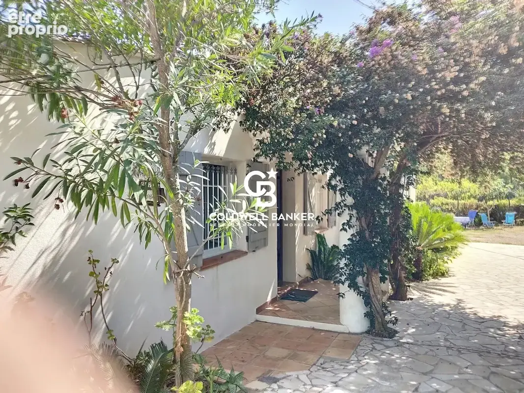 Villa provencale  avec 3 habitations - photo 14