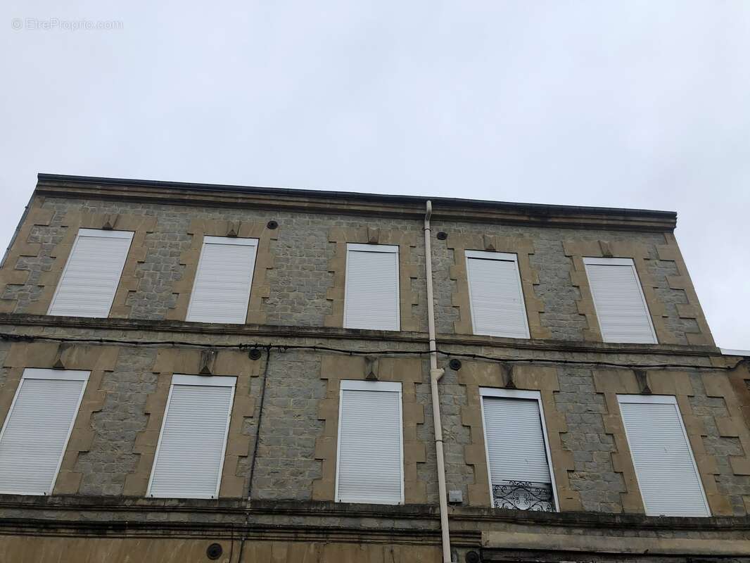 Appartement 400 m² à Charleville-Mezieres  - photo 22