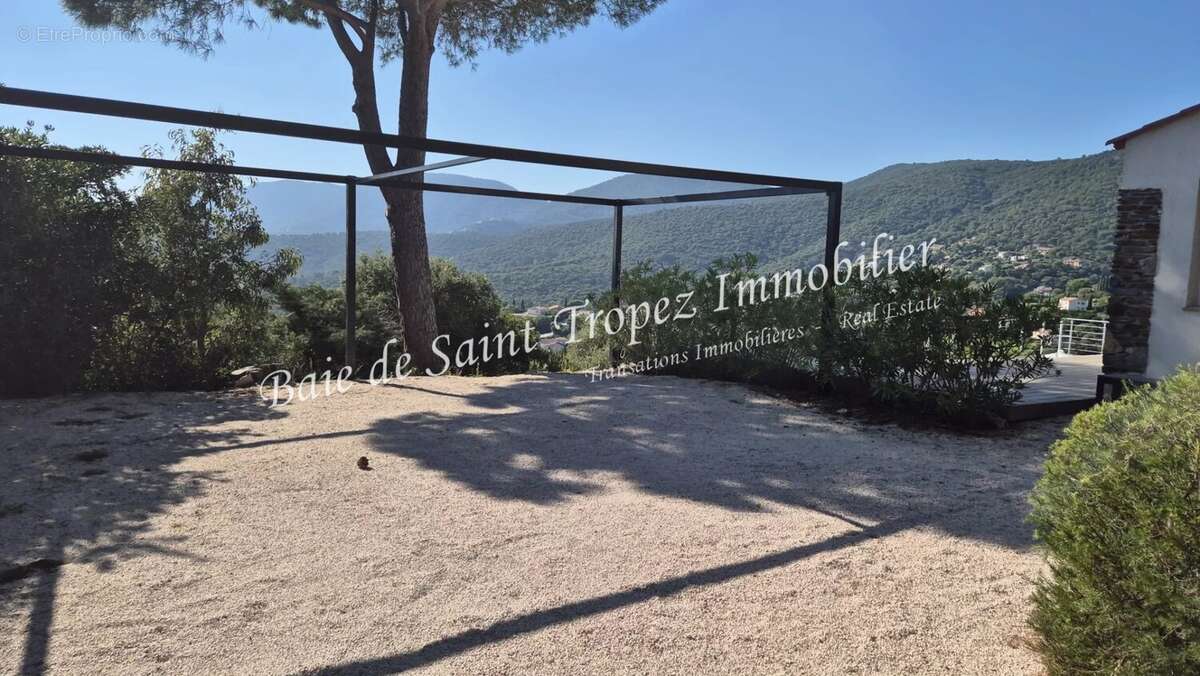 Maison à LA CROIX-VALMER