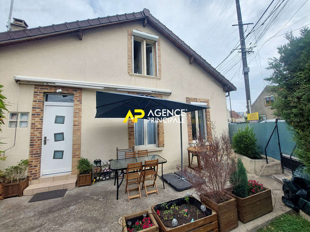 Maison à BEZONS