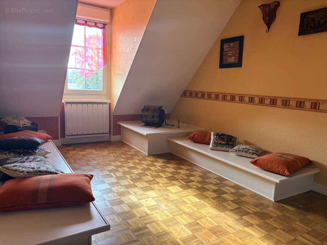 Maison à LE THIEULIN