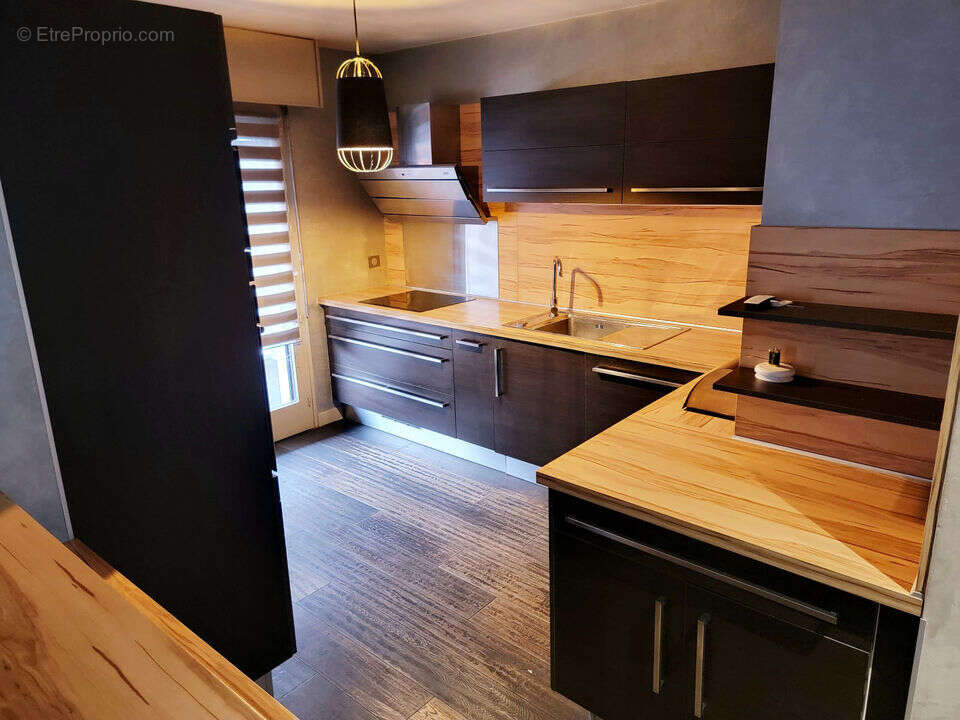 CUISINE - Appartement à ANNEMASSE