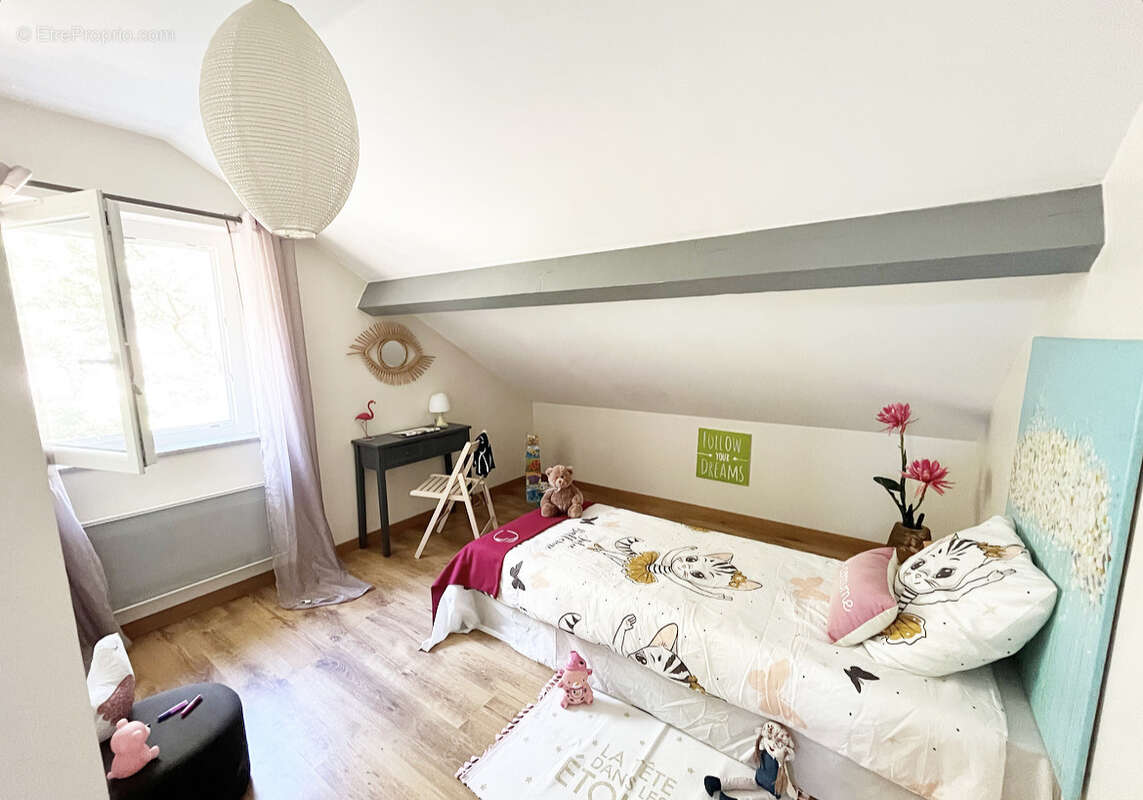 Appartement à TERNAY