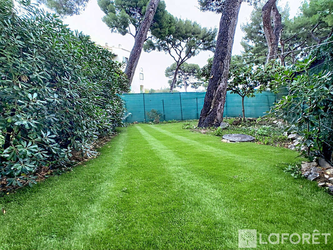 Appartement à SAUSSET-LES-PINS