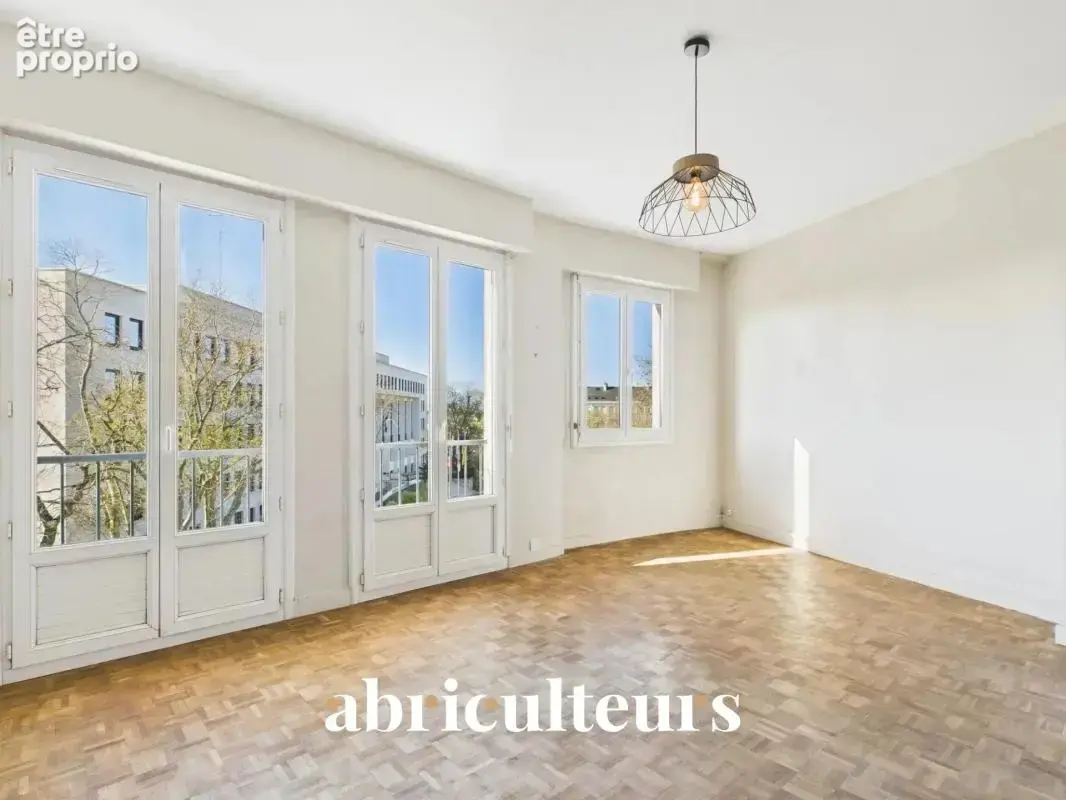 Appartement  proche de la mer et lumineux - en vente en centre ville à Saint-Nazaire (44600) - photo 2