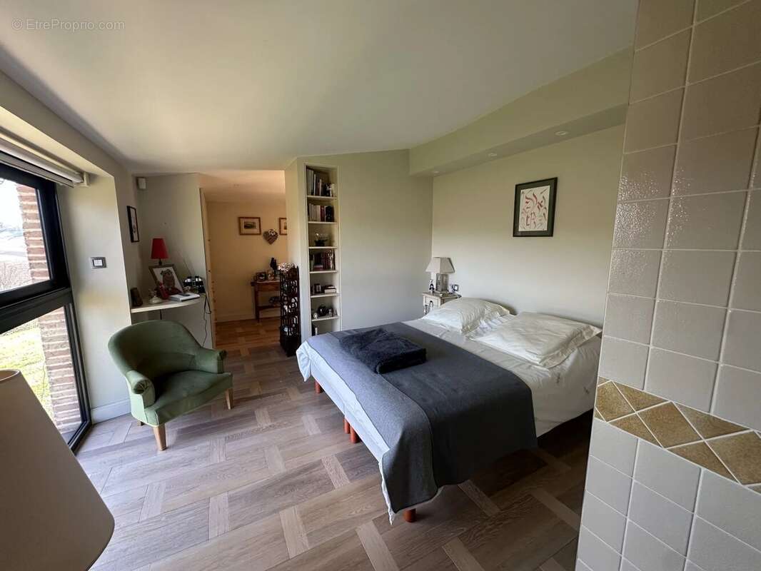 Maison à MONCLAR-DE-QUERCY