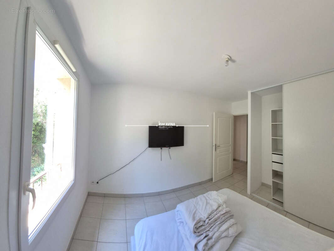 Appartement 64 m² à Marseille-13e  - photo 4