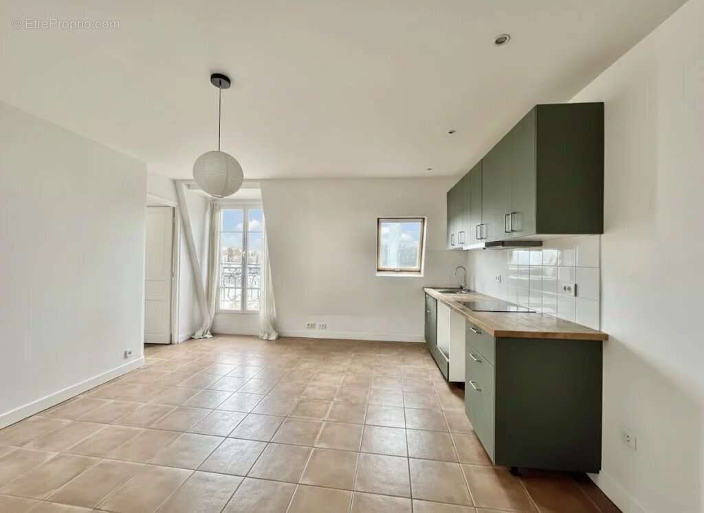 Appartement à PARIS-9E