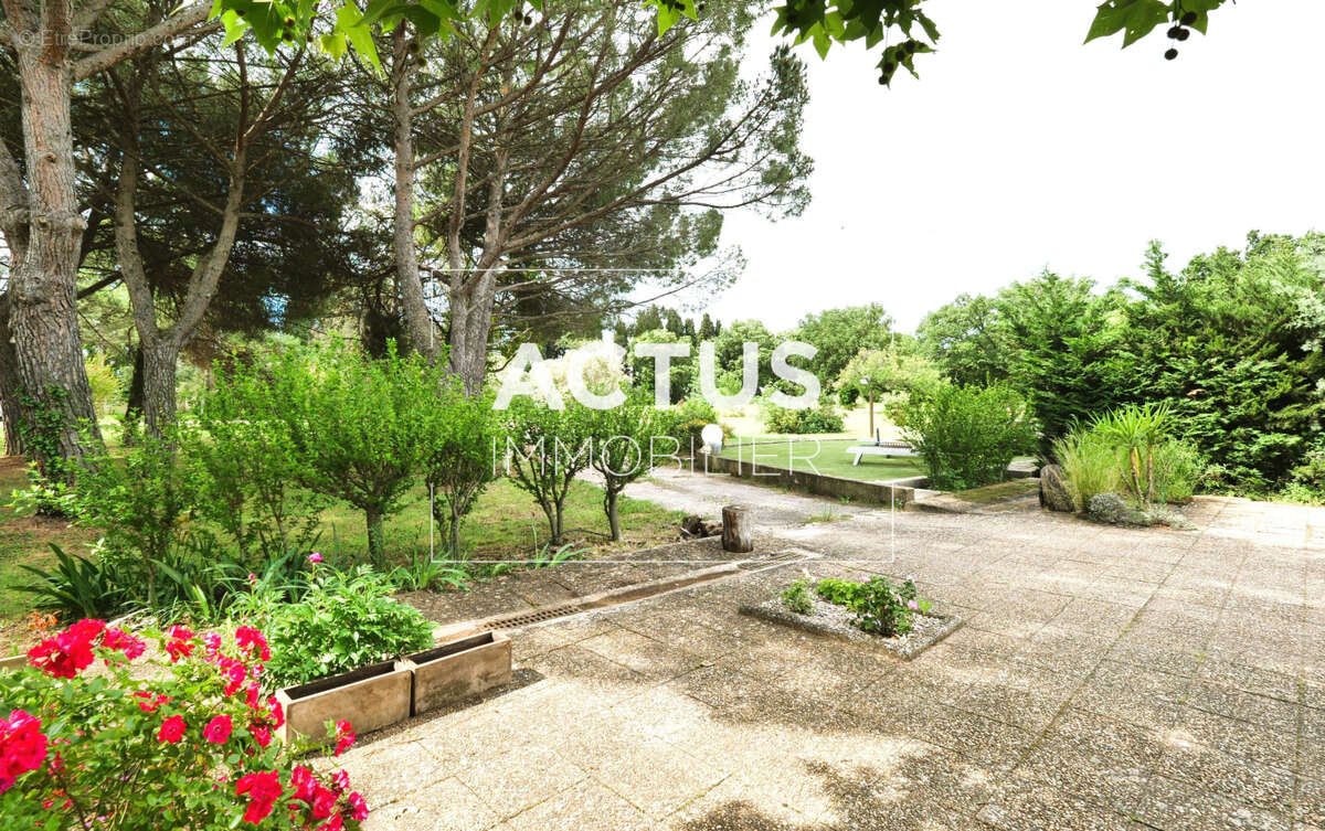 Maison à SALON-DE-PROVENCE