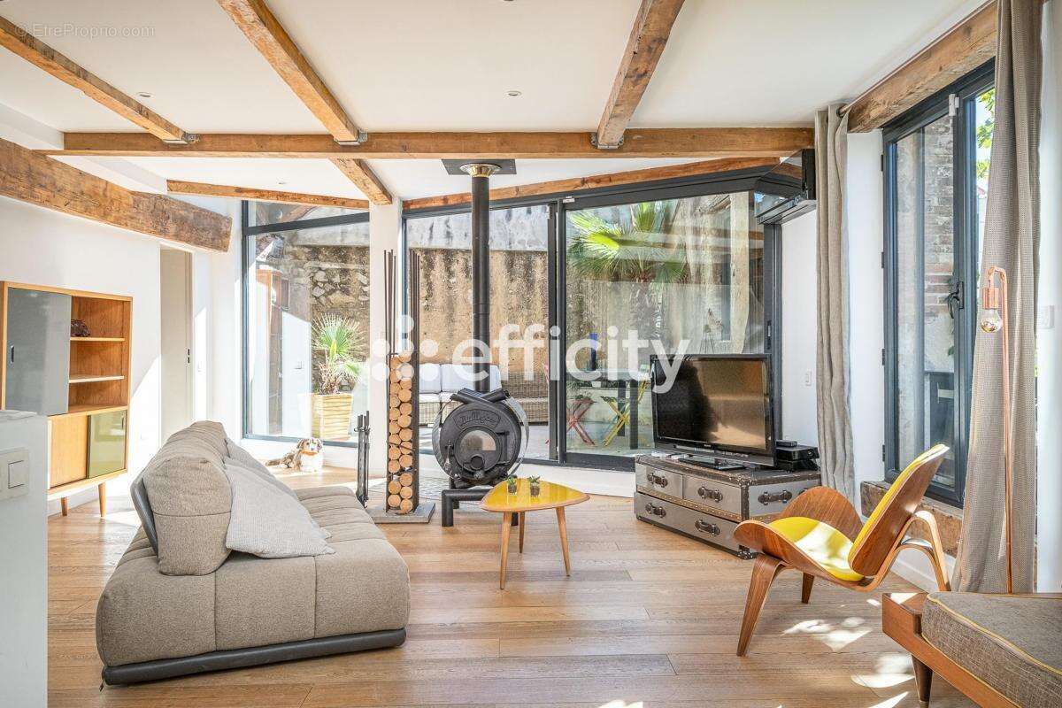 Maison à MARSEILLE-9E