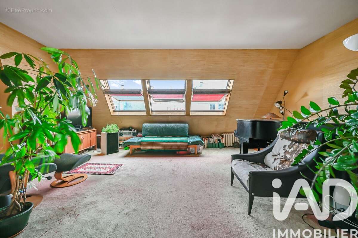 Photo 3 - Appartement à PARIS-8E