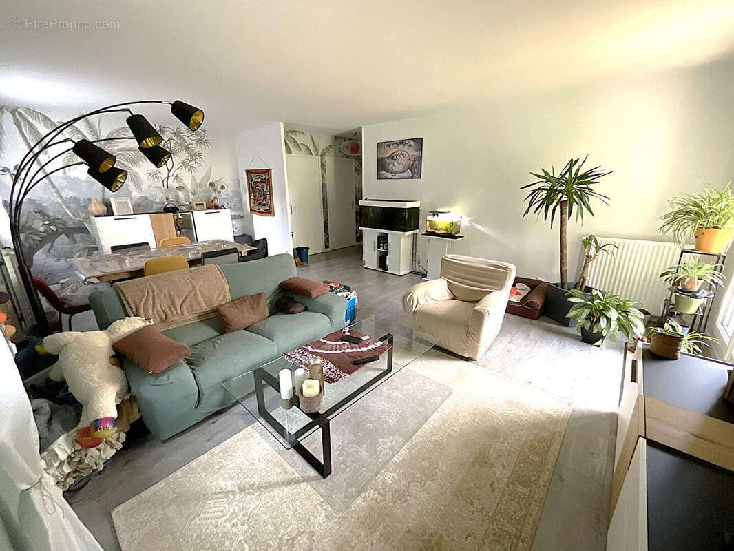 Appartement à MONTIGNY-LE-BRETONNEUX