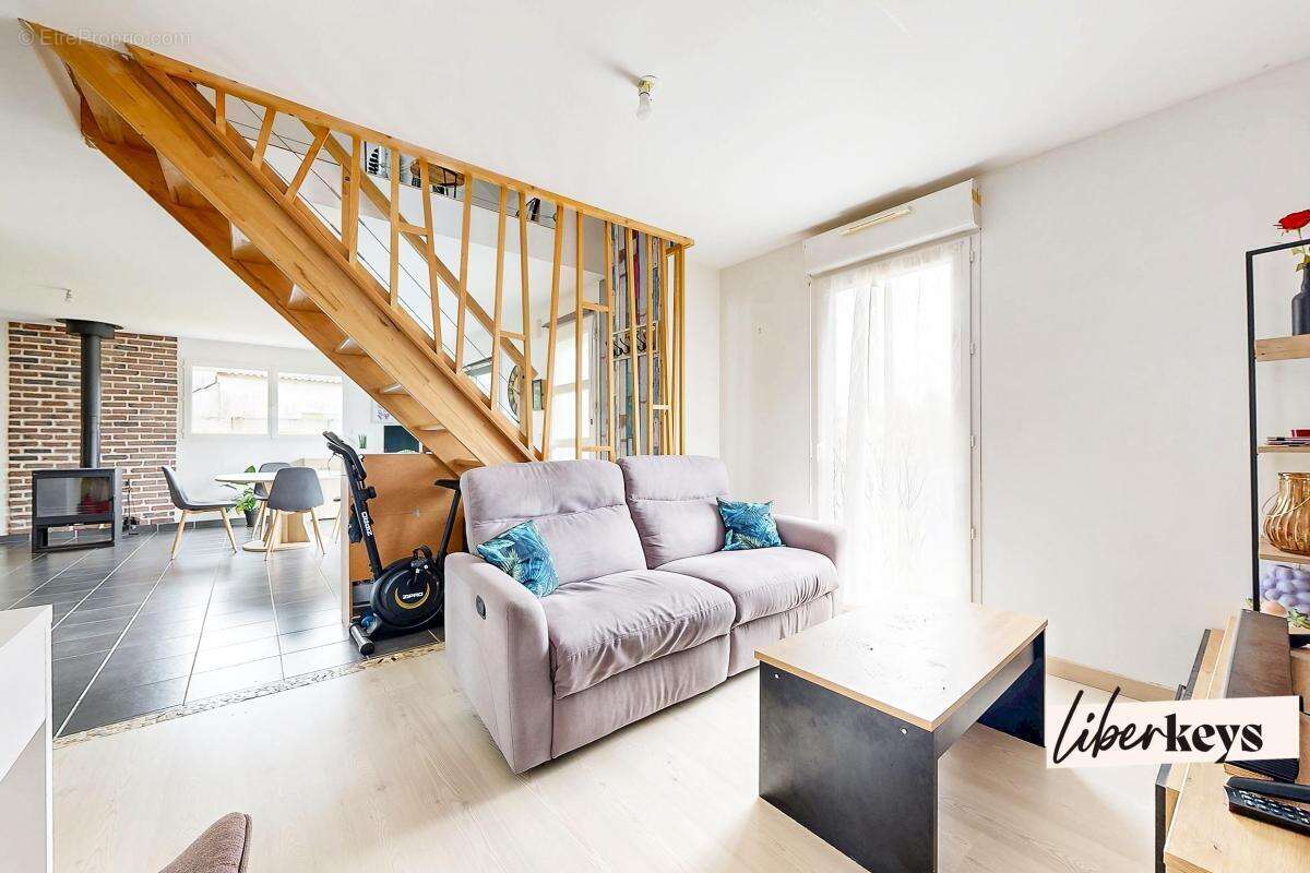 Maison 4 pièces - 86.2m² - Pommeret - photo 4