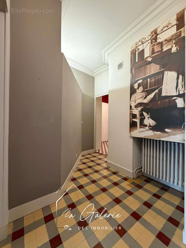 Appartement spacieux hyper centre de grenoble - photo 3