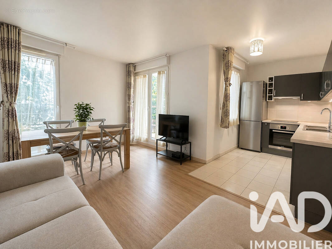 Photo 1 - Appartement à BOISSY-SAINT-LEGER