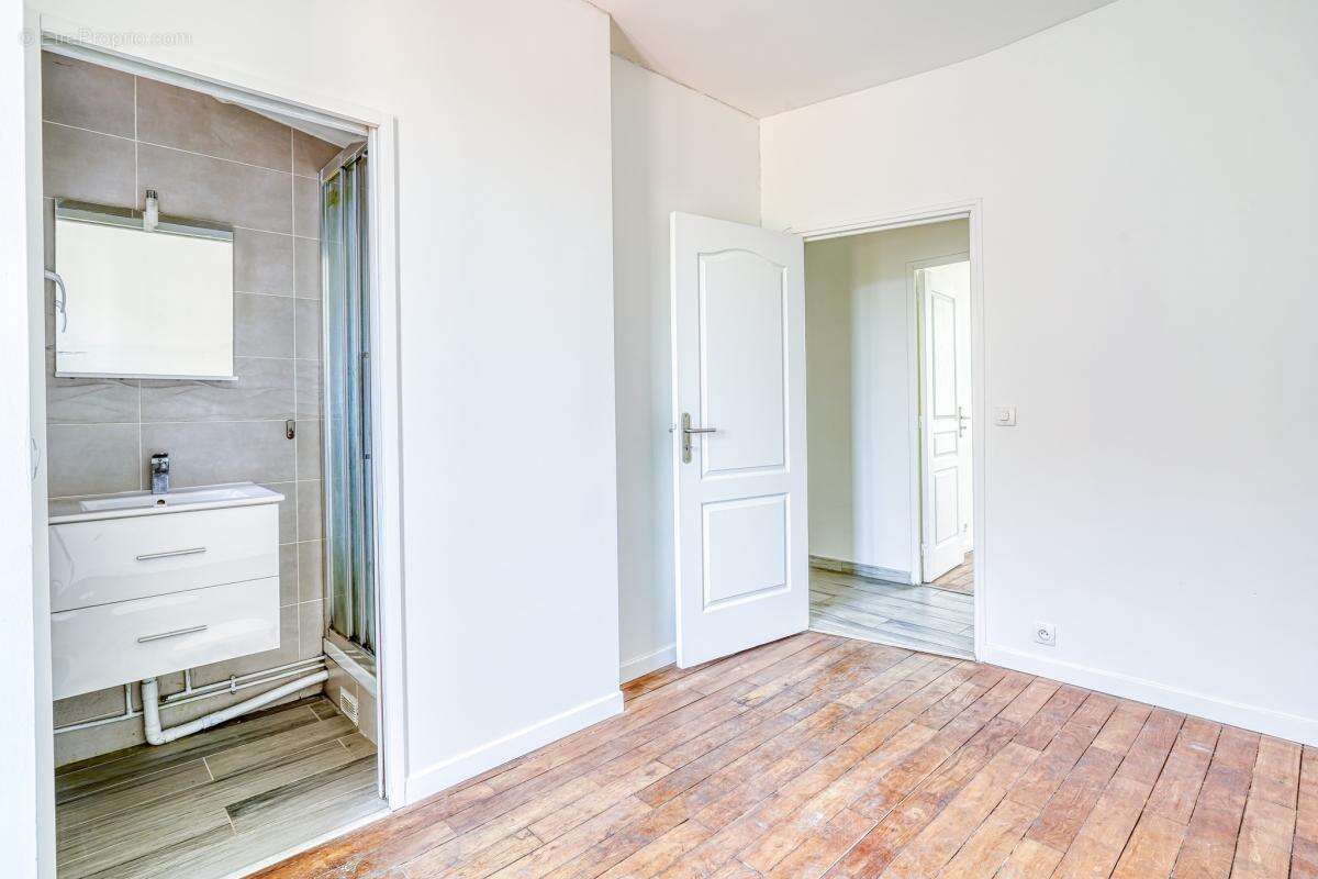 Appartement à SAINT-OUEN