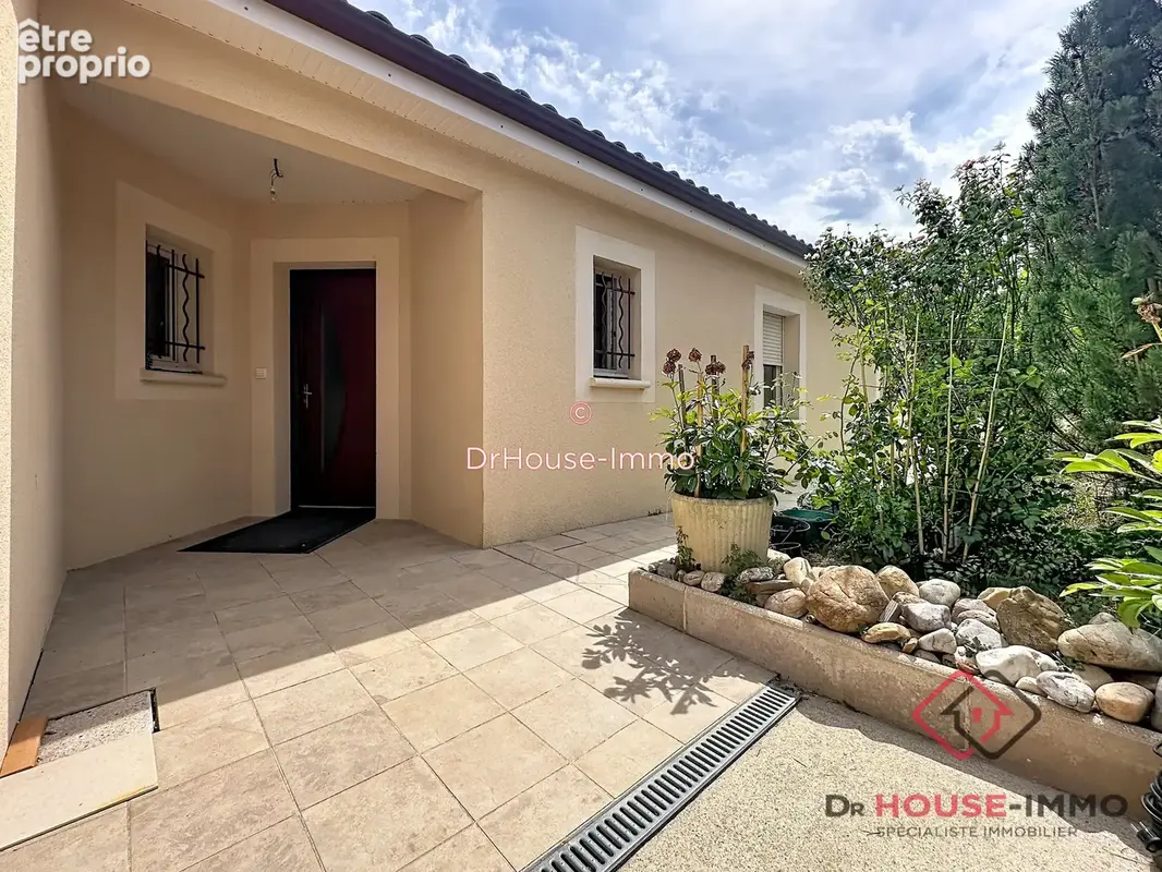 Maison 4 pièces 113 m² à vendre à Chateau-L'eveque (24460) - photo 2