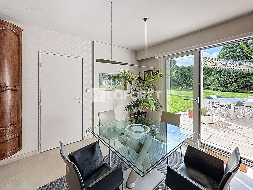 Maison à SAINT-MEMMIE