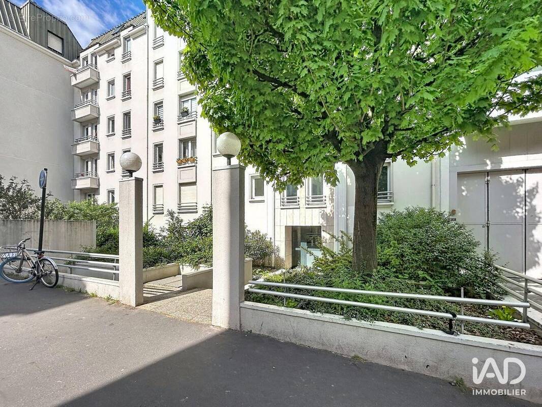 Photo 1 - Appartement à PARIS-18E