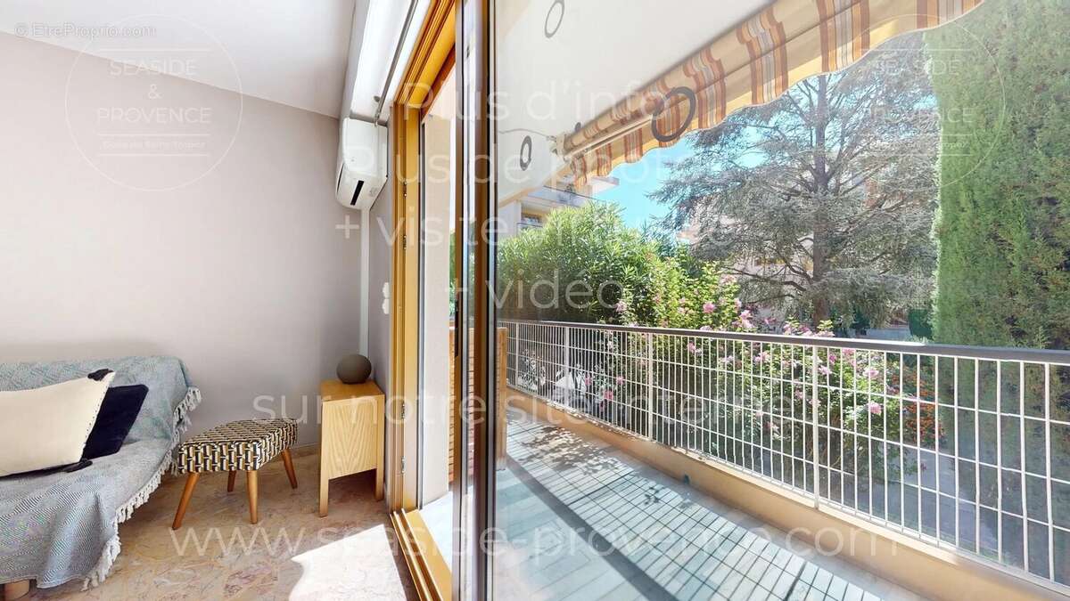 T3 en résidence avec piscine à Sainte-Maxime - photo 2