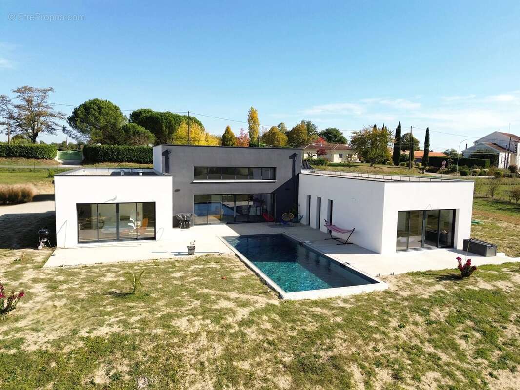 Maison à MIRAMONT-DE-GUYENNE