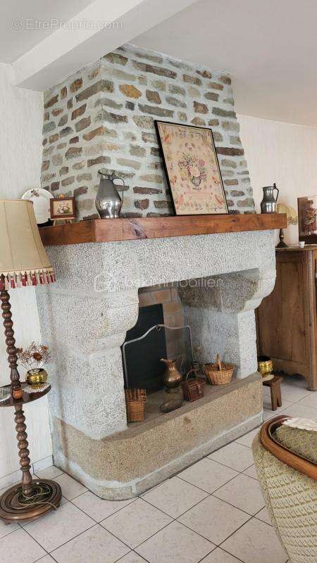 Maison à LANDELLES-ET-COUPIGNY