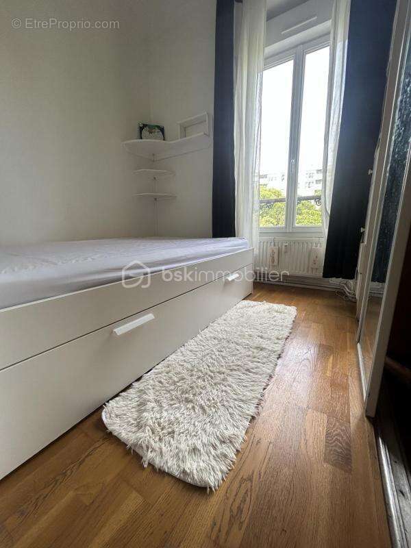 Appartement à CORBEIL-ESSONNES