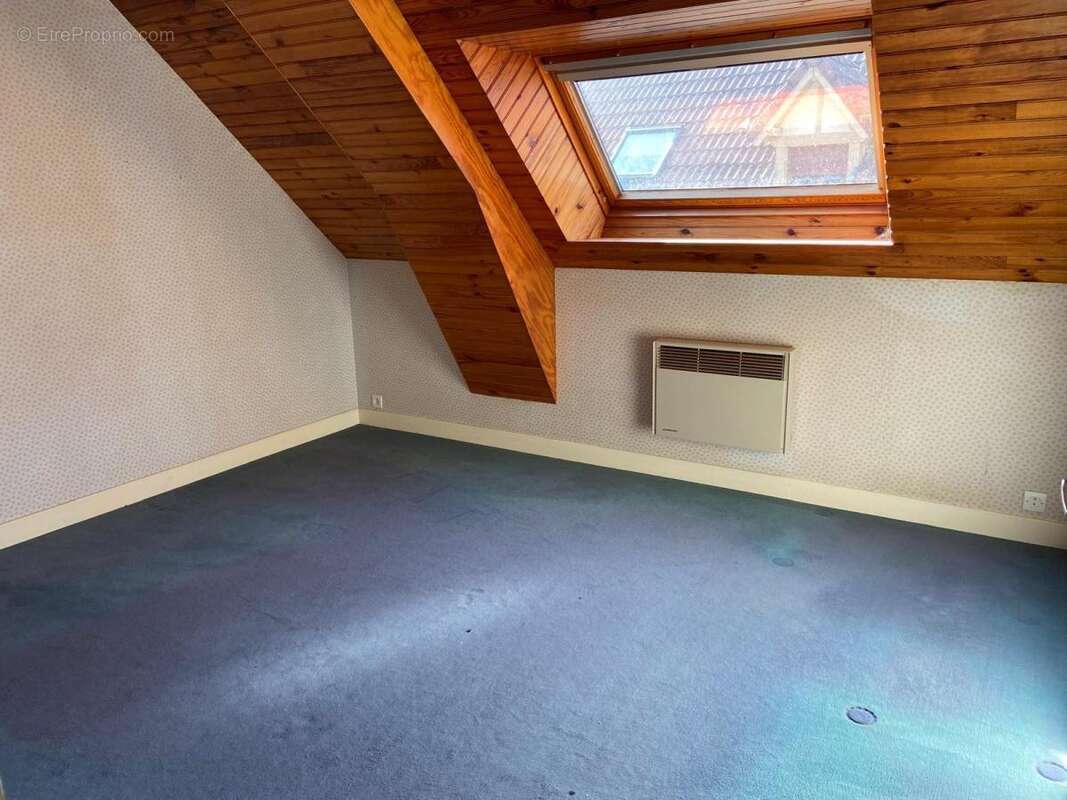 Maison 150 m² à Villers-Allerand  - photo 4