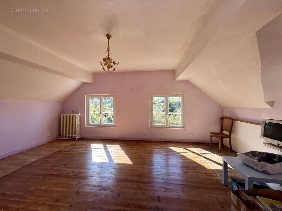 Maison à DONNEMARIE-DONTILLY