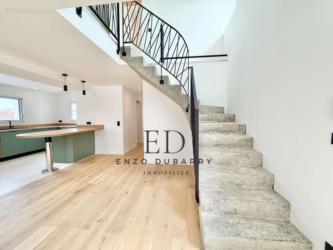 Maison à SAINT-PIERRE-D&#039;IRUBE