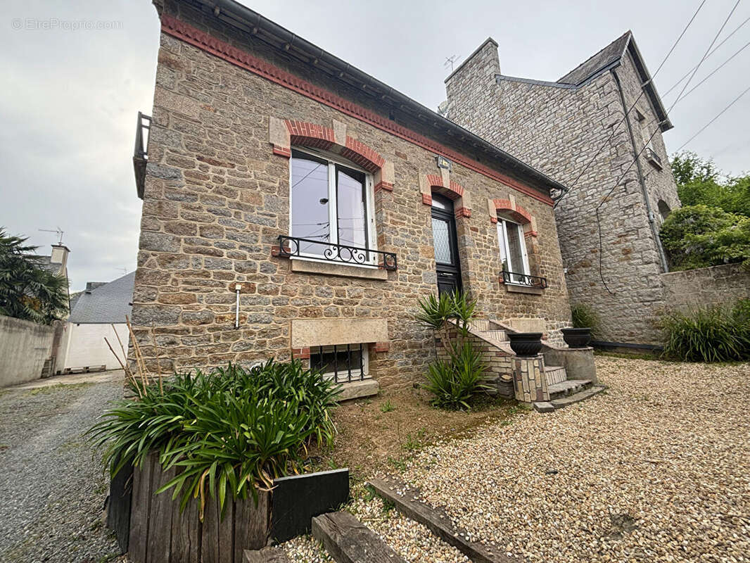 Maison à DINAN