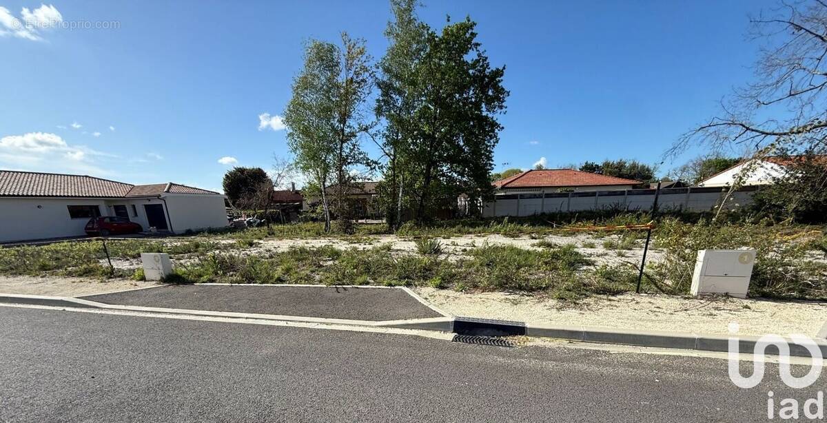 Photo 1 - Terrain à CESTAS