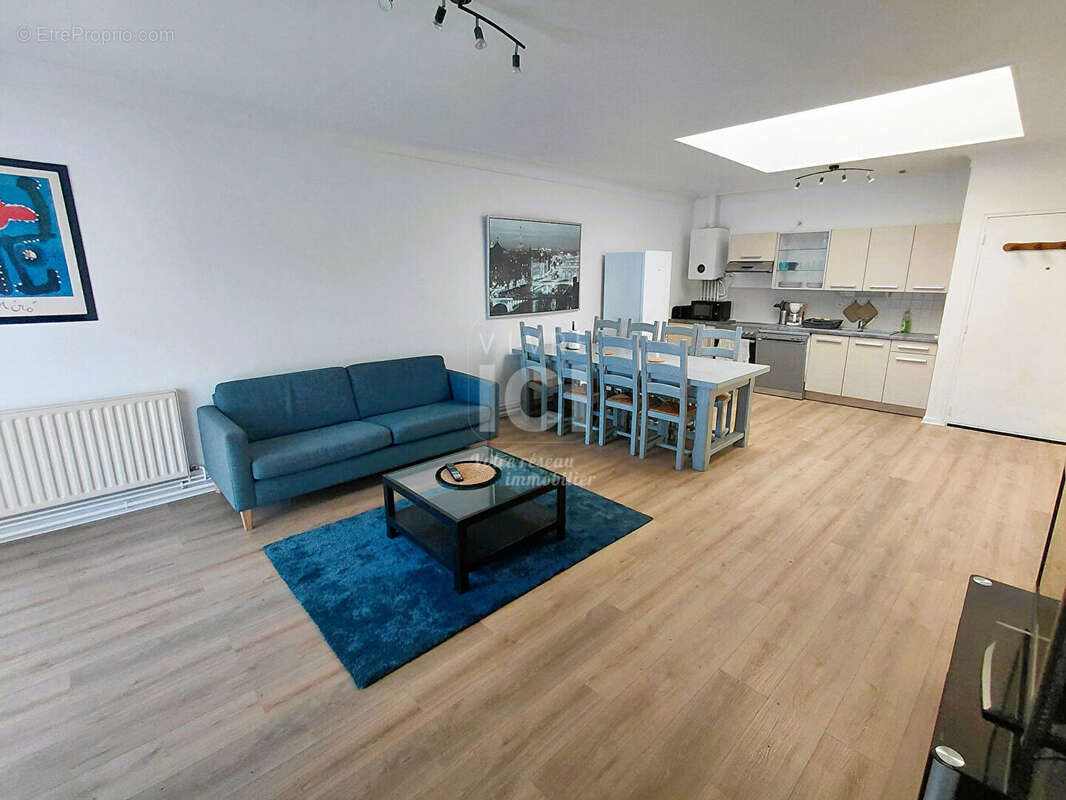 Appartement à SAINTE-LUCE-SUR-LOIRE