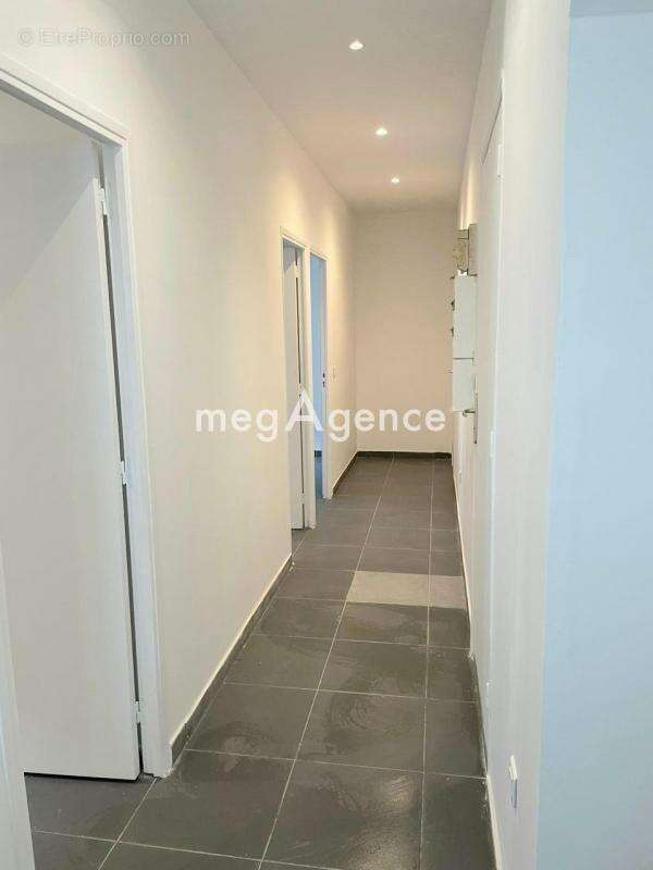 Appartement à AUBERVILLIERS