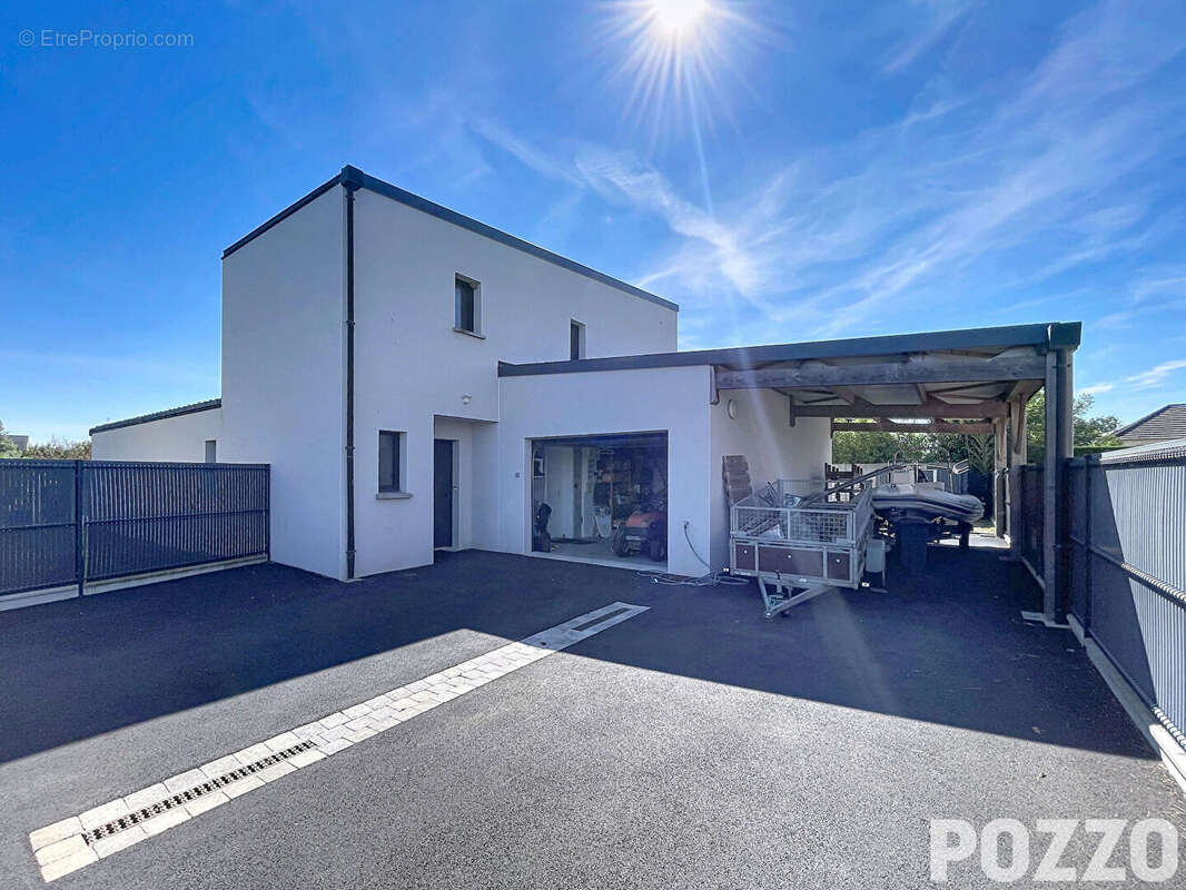 Maison Gouville Sur Mer 6 pièce(s) 150 m2 - 800 mètre de la mer - photo 5