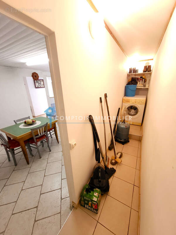 Ardèche (07) A vendre Le Chambon - Appartement T3bis dans maison de Village très propre, garage, plus annexe - photo 13