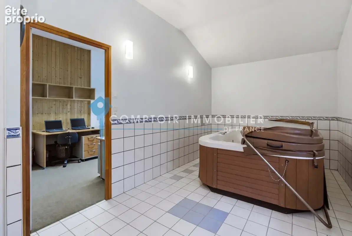 DPT(38) - A VENDRE - Maison individuelle - 170m2 - RENAGE - photo 12