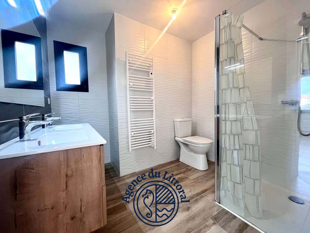 Maison à LES MATHES