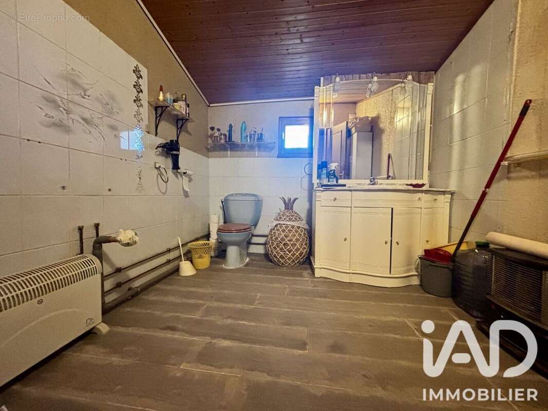 Maison 180 m² à L'eguille  - photo 8