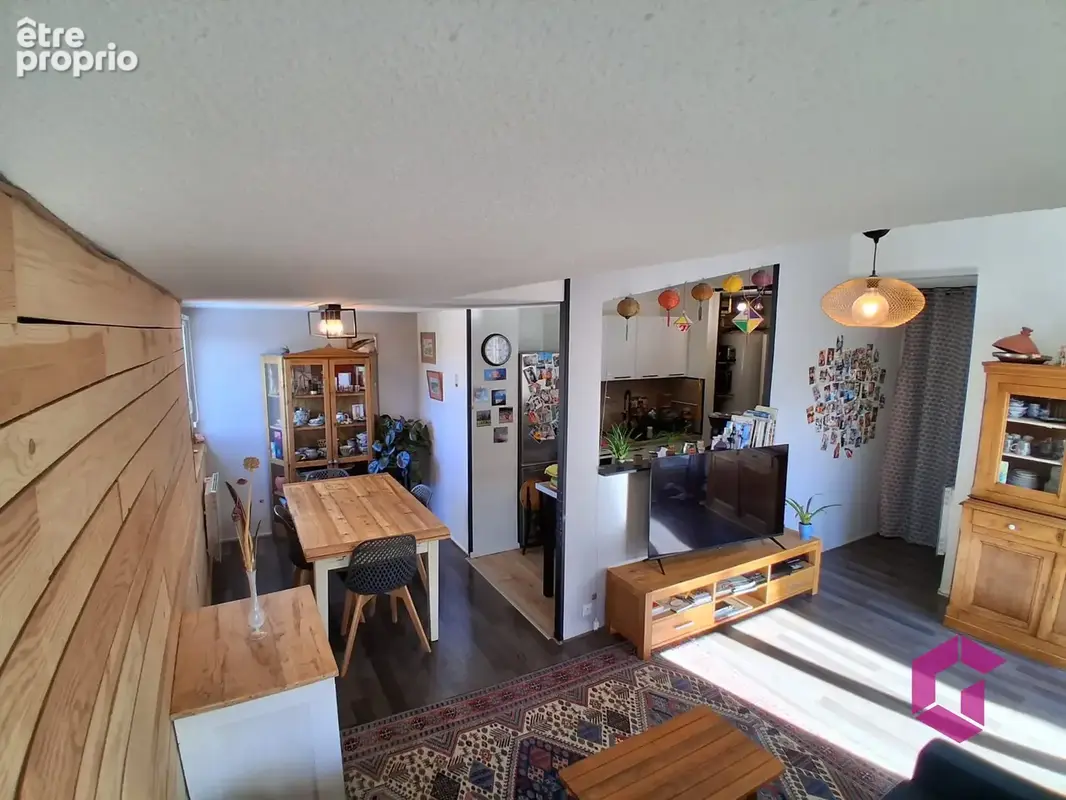 À vendre   bel appartement de 85 m2 avec terrasse de 35 m2, vue dégagée et garage - photo 4