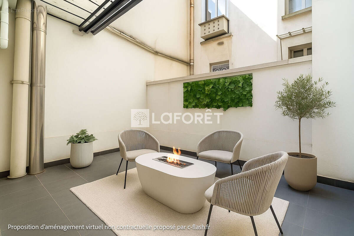 Appartement à PARIS-17E
