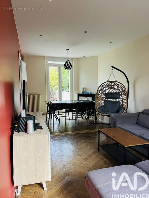 Photo 1 - Maison à SAINT-OUEN-L&#039;AUMONE