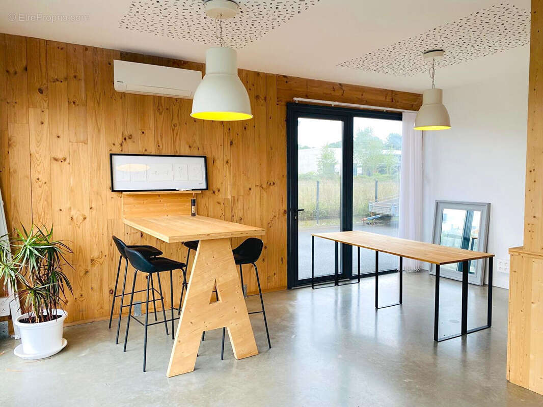 Commerce à LA TESTE-DE-BUCH