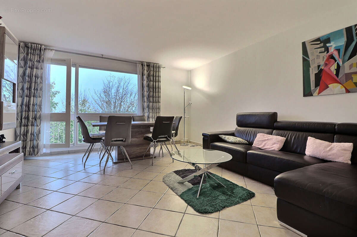 Appartement à TAVERNY