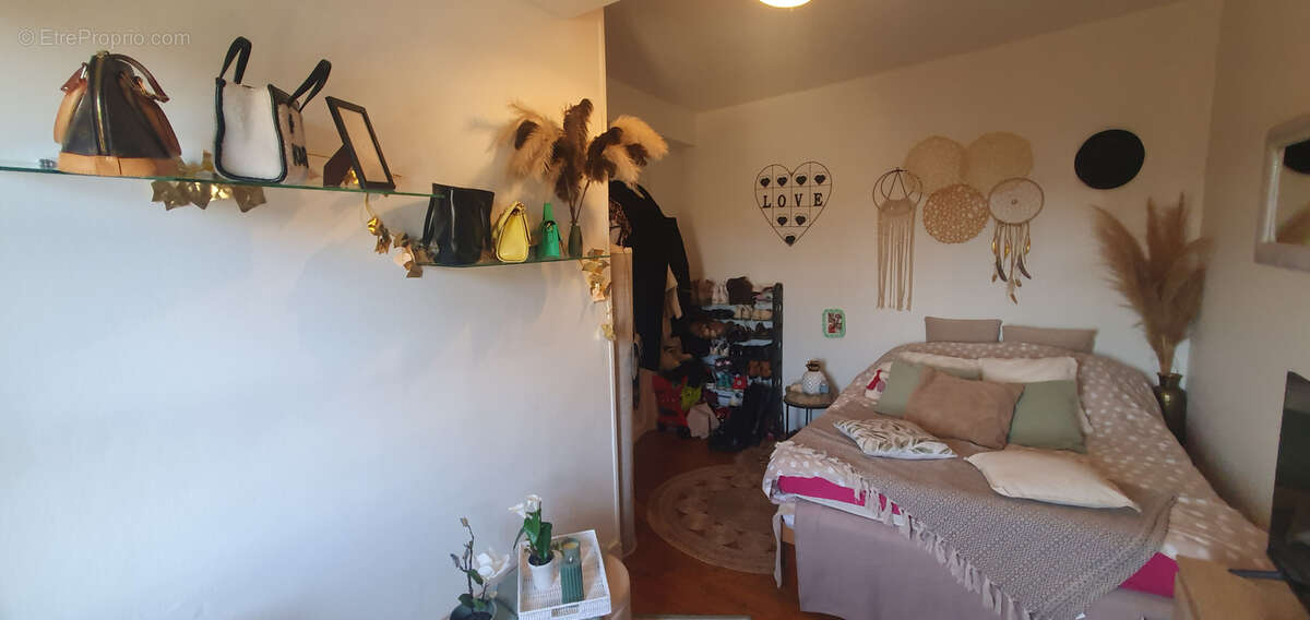 Appartement à CHATEAUNEUF-EN-THYMERAIS