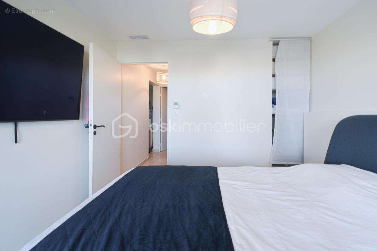 A la vente T3 entièrement rénové au 3ème et dernier étage! - photo 9