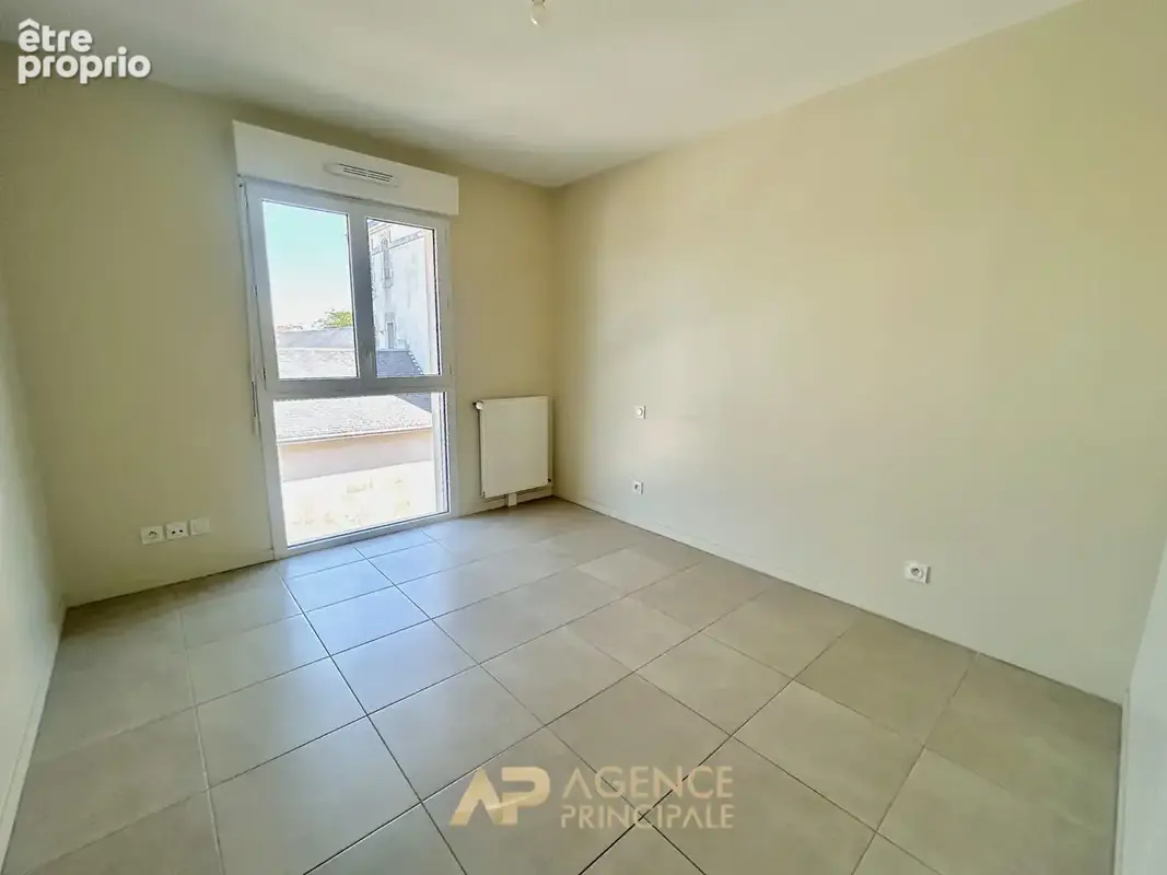La Rochelle - La Pallice - Appartement T3 de 62 m² avec terrasse, ascenseur et parking - photo 13