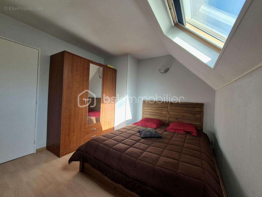 Maison à MOISSY-CRAMAYEL